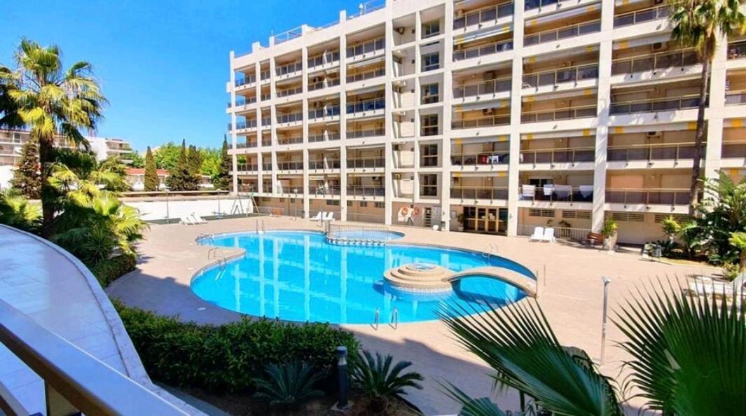 Апартаменти Apartamento Michelangelo Салоу Екстер'єр фото